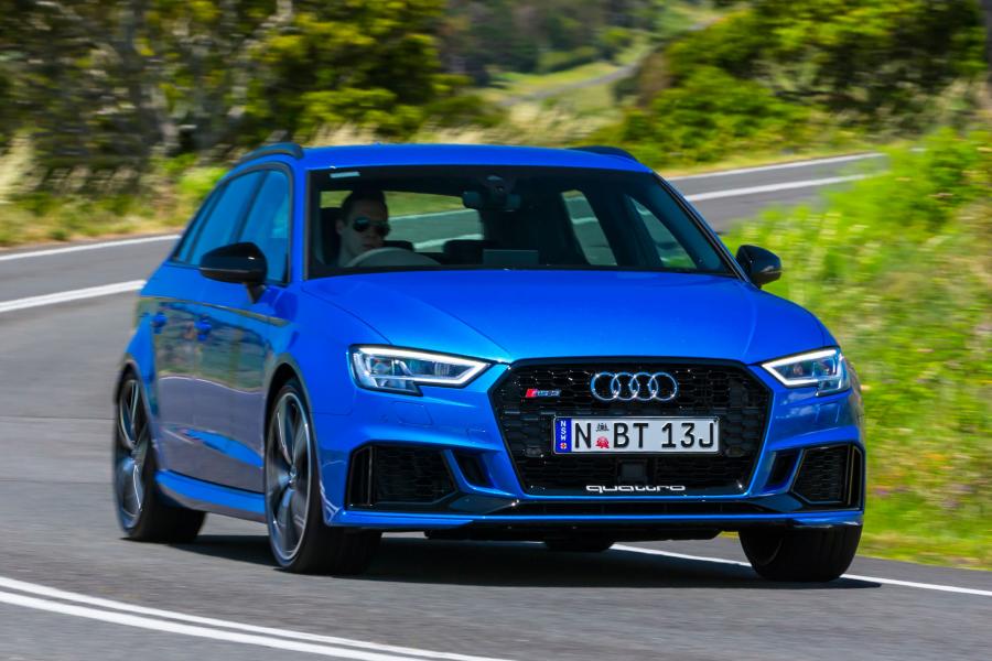  Audi RS3 Sportback (8V) 2017 года  (AU) (фото 1 из 40)